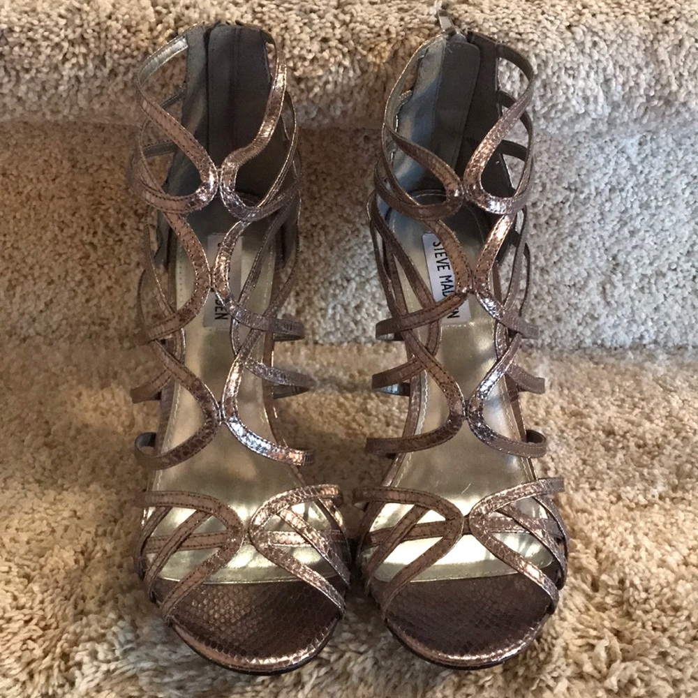 Steve Madden Metallic Silver Sandels